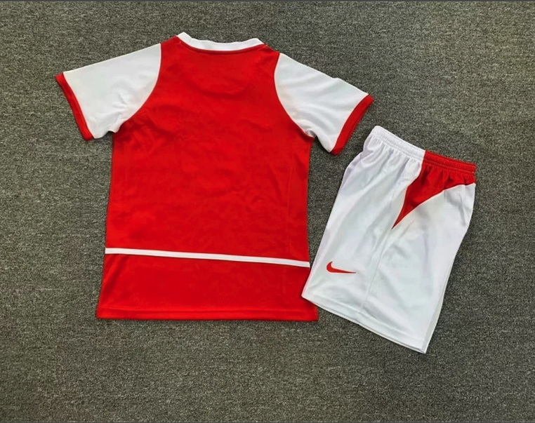 Retro Invincibles Arsenal Home Kit