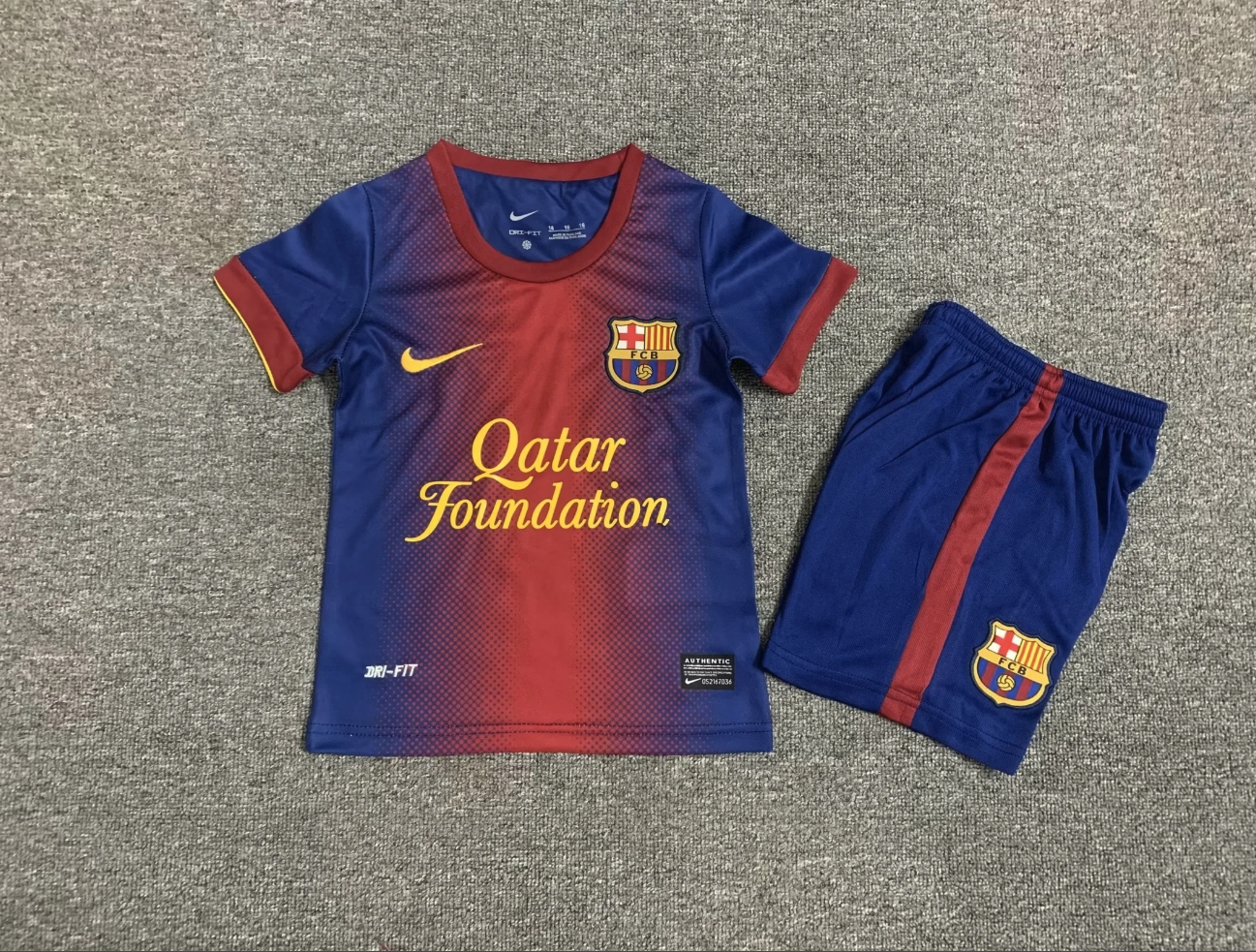 Retro 2013 Barcelona Home Kit