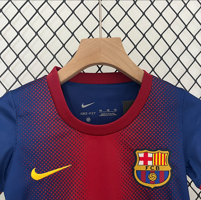 Retro 2013 Barcelona Home Kit