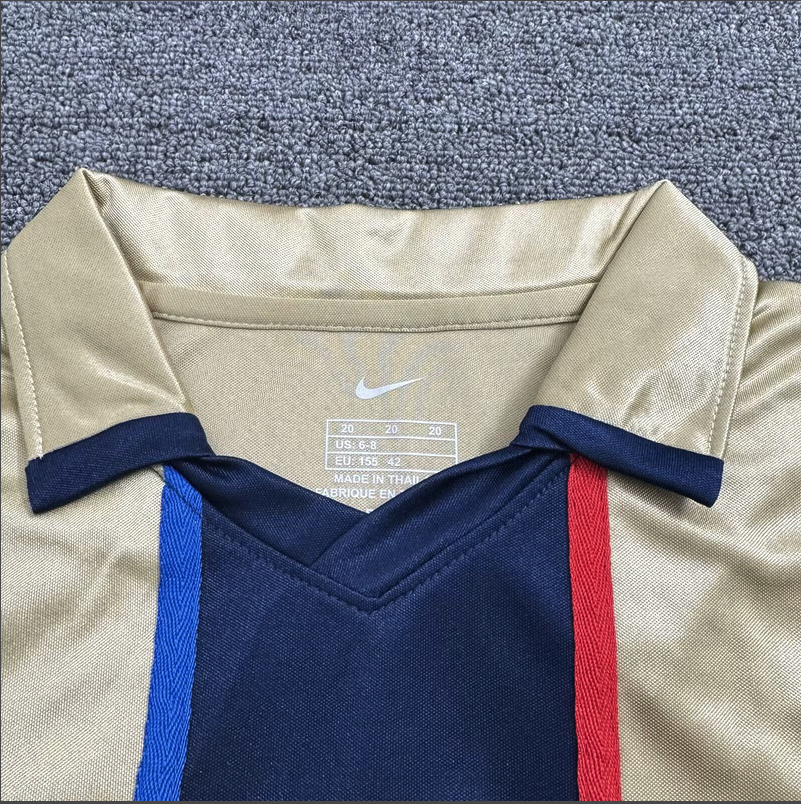 Retro 02 Barcelona Away Kit