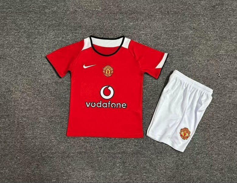 Retro 06 Man Utd Home Kit